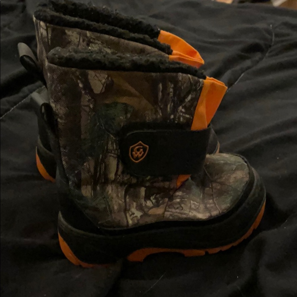 Toddler boots